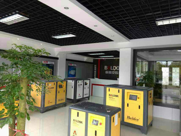 身為壓縮機(jī)人，不可不知的兩件大事，get√